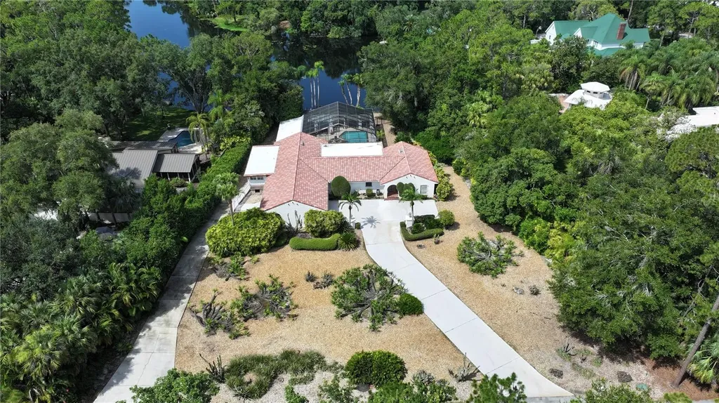 200 Island Way Winter Haven FL 33884