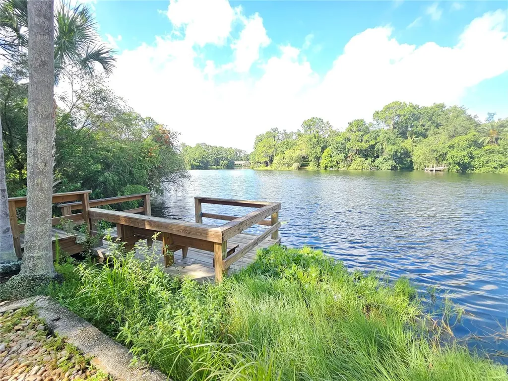 200 Island Way Winter Haven FL 33884