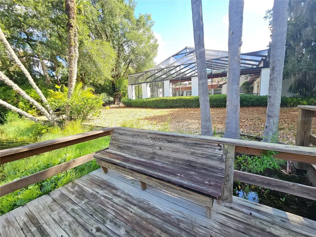 200 Island Way Winter Haven FL 33884