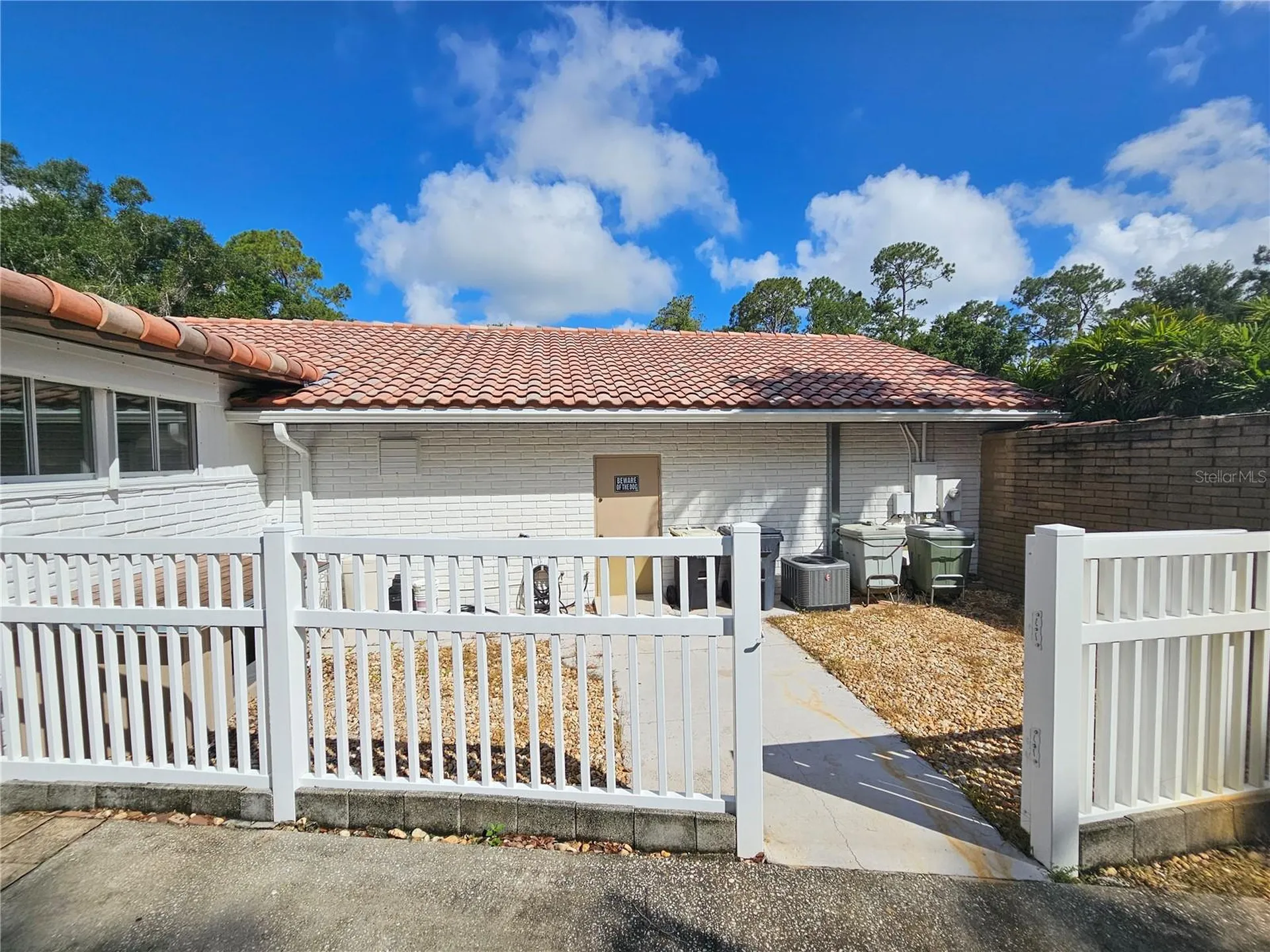 200 Island Way Winter Haven FL 33884