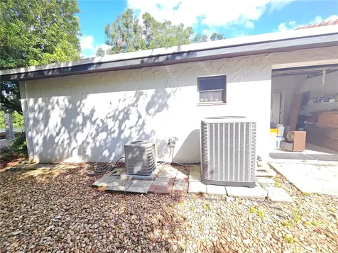 200 Island Way Winter Haven FL 33884