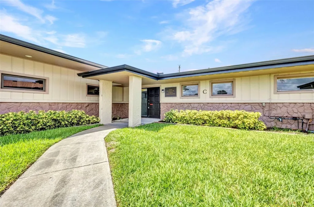3443 Tamiami Trail Port Charlotte FL 33952