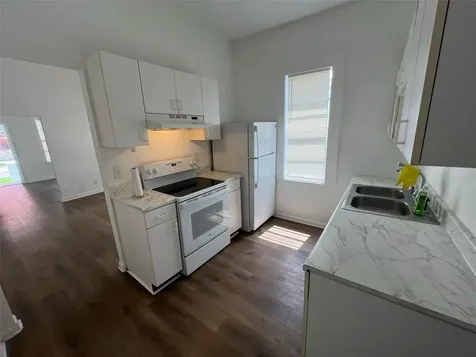 1936 W Cherry Street Tampa FL 33607