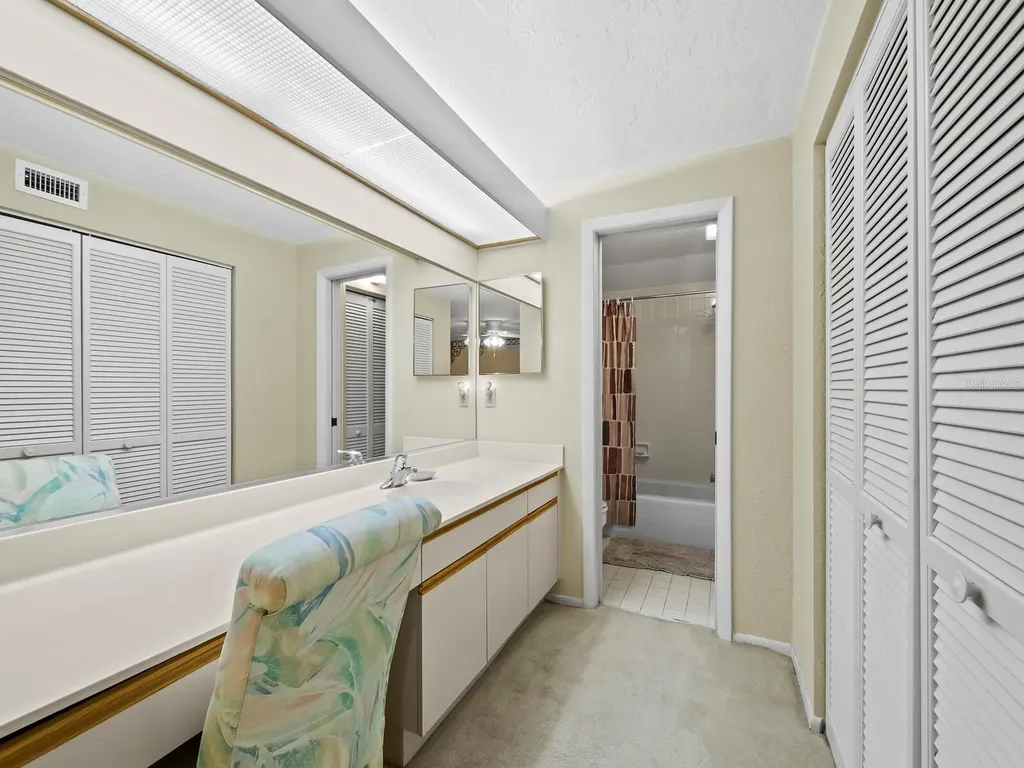 1007 Gulf Drive N Bradenton Beach FL 34217