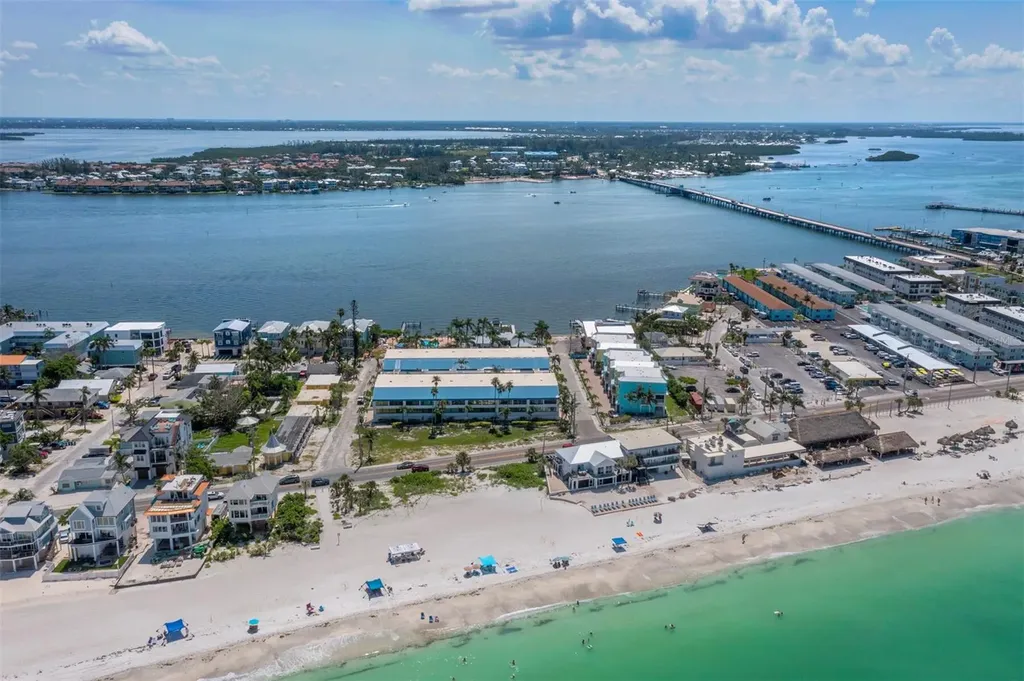 1007 Gulf Drive N Bradenton Beach FL 34217