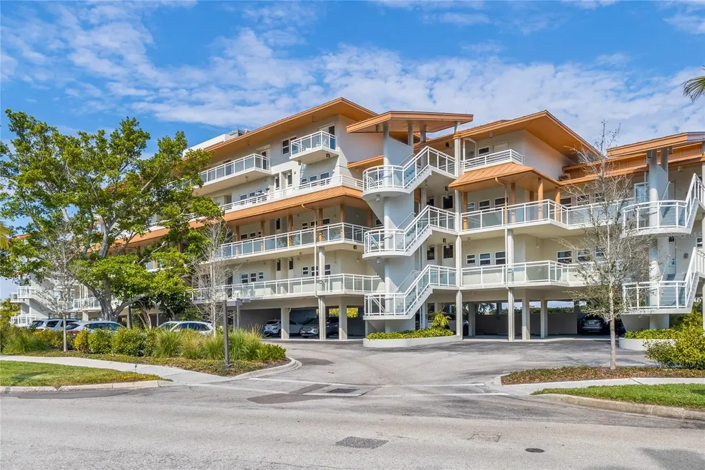 225 Sands Point Road Longboat Key FL 34228