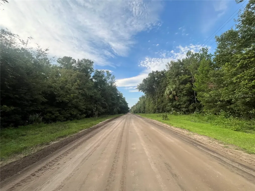915 Annette Avenue Interlachen FL 32148