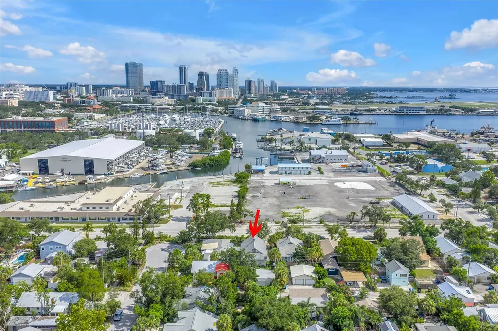 116 16th Avenue SE St Petersburg FL 33701
