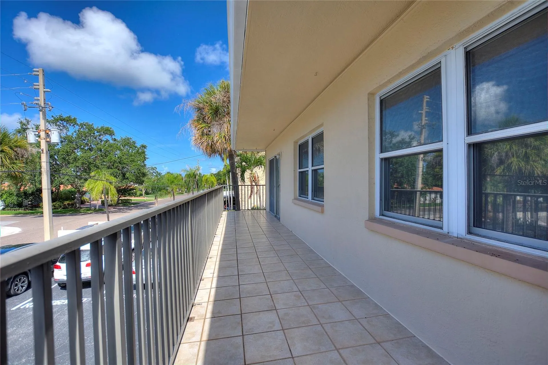 3753 46th Avenue S St Petersburg FL 33711