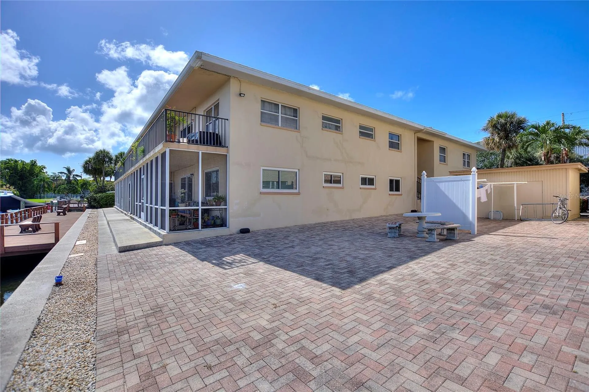3753 46th Avenue S St Petersburg FL 33711