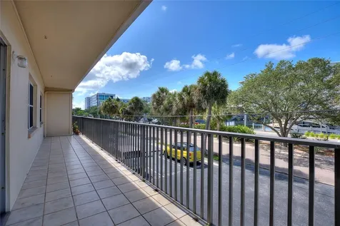 3753 46th Avenue S St Petersburg FL 33711