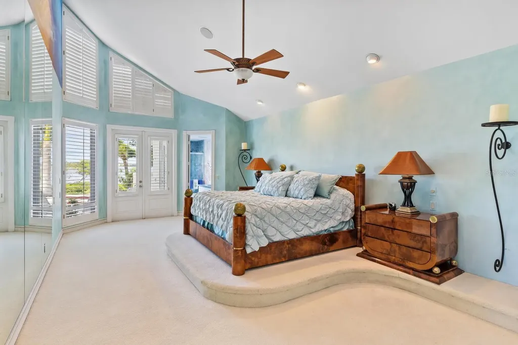 3576 Fair Oaks Way Longboat Key FL 34228