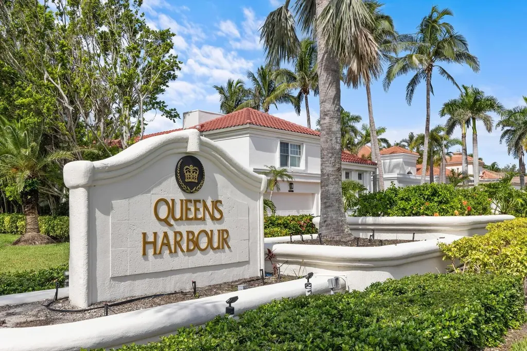 3576 Fair Oaks Way Longboat Key FL 34228