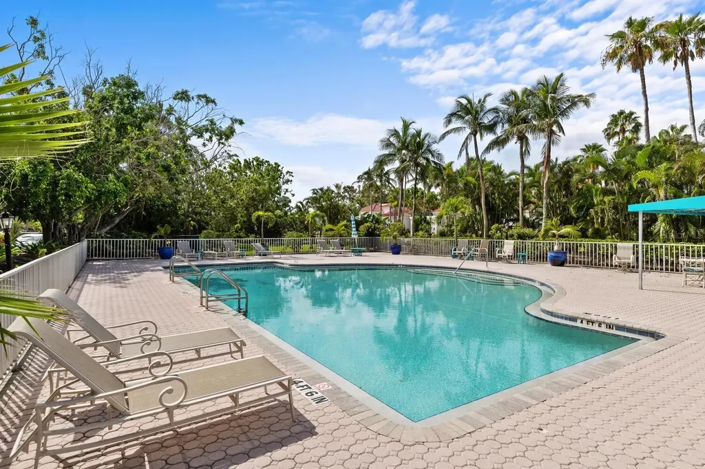 3576 Fair Oaks Way Longboat Key FL 34228