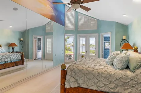 3576 Fair Oaks Way Longboat Key FL 34228