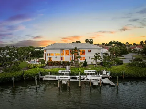 3576 Fair Oaks Way Longboat Key FL 34228