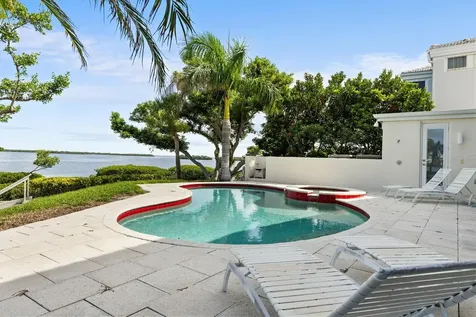 3576 Fair Oaks Way Longboat Key FL 34228