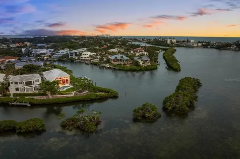 3576 Fair Oaks Way Longboat Key FL 34228