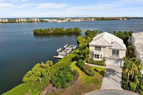 3576 Fair Oaks Way Longboat Key FL 34228
