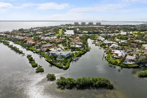3576 Fair Oaks Way Longboat Key FL 34228