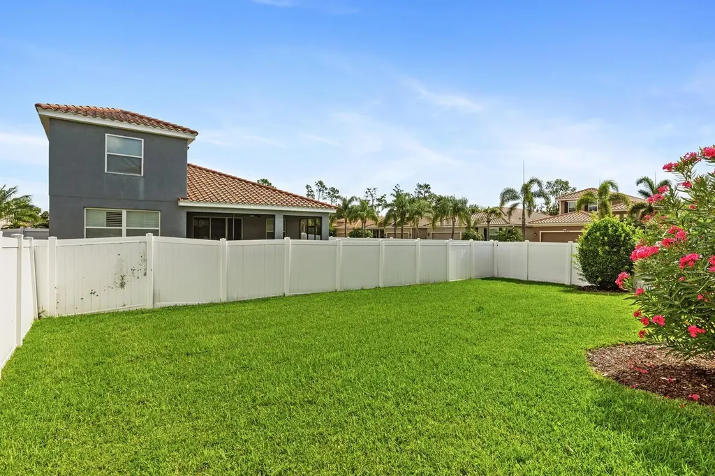 3039 Oriole Drive Sarasota FL 34243