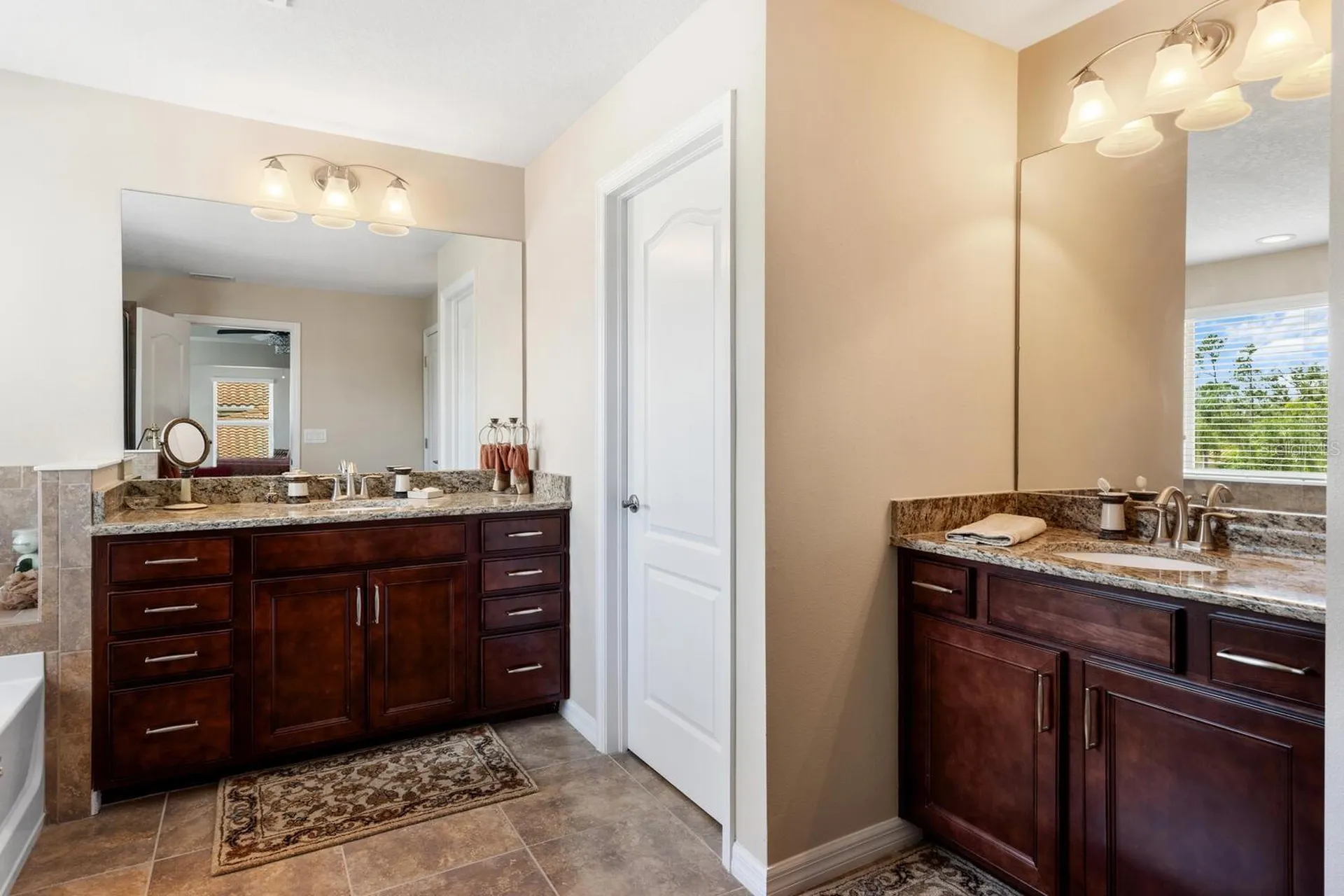 3039 Oriole Drive Sarasota FL 34243