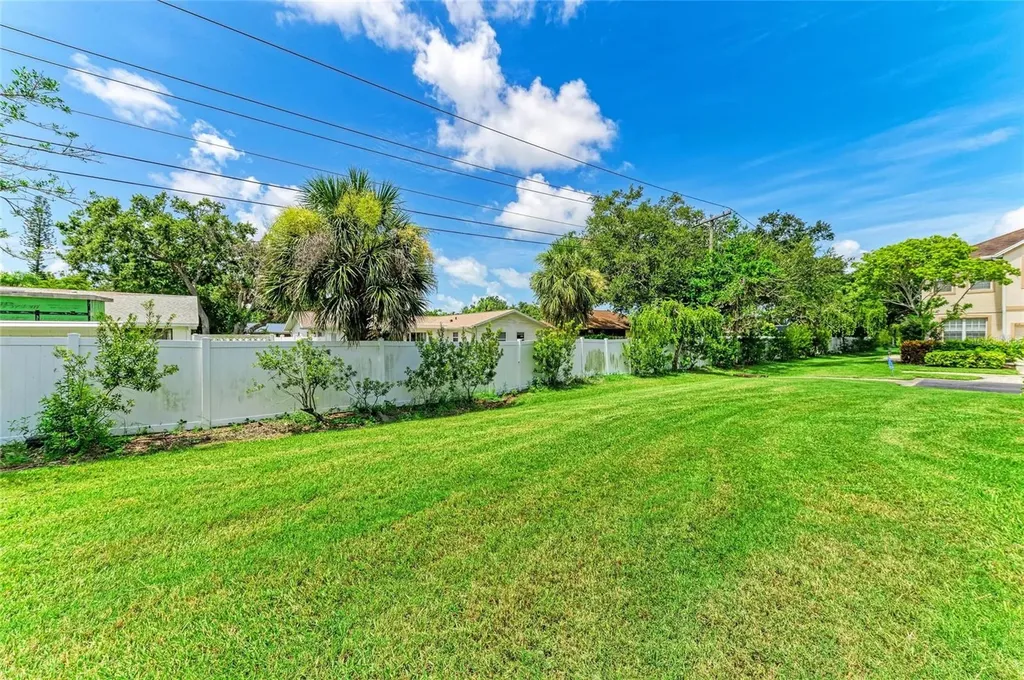 3934 Yellowstone Circle Sarasota FL 34233