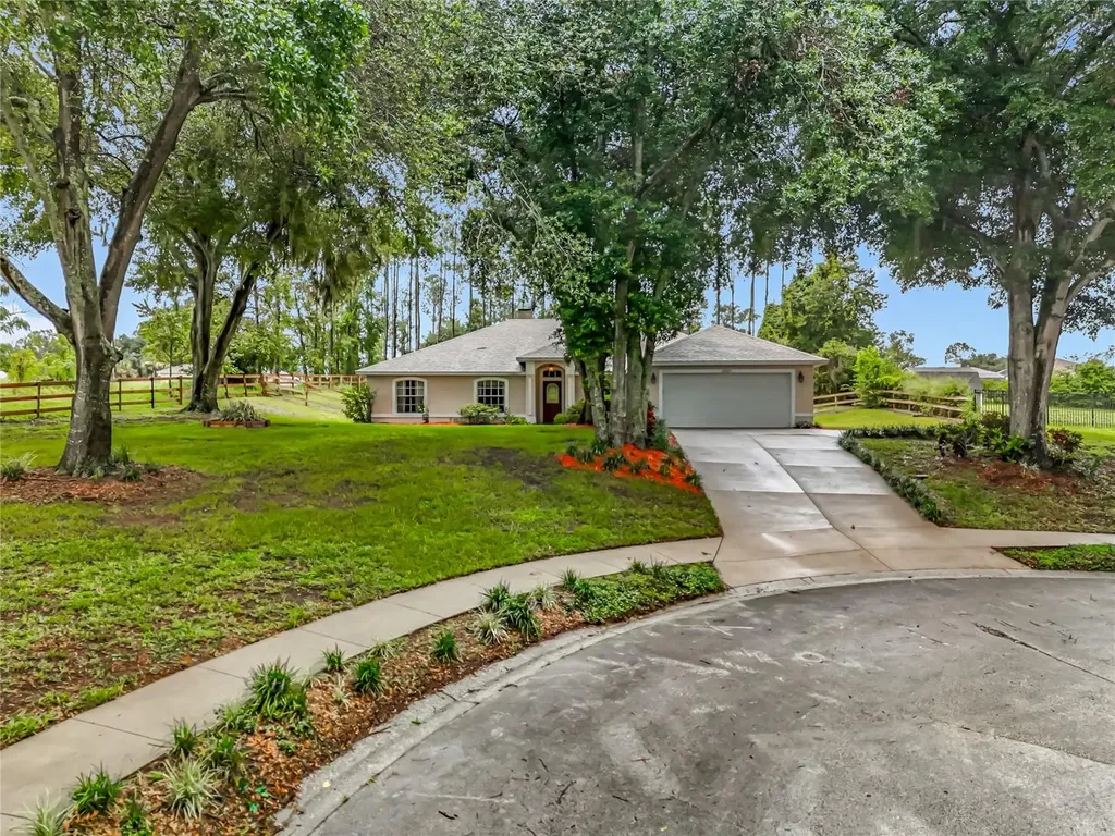 16634 Pine Timber Avenue Montverde FL 34756