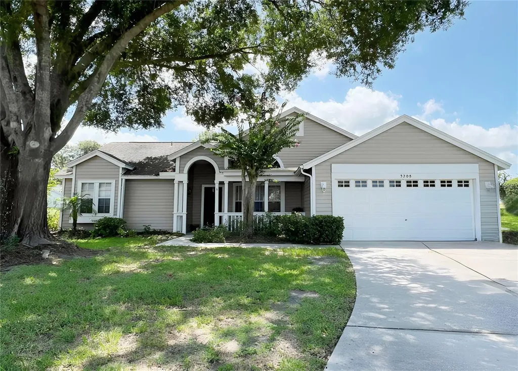 3208 Silverlake Court Plant City FL 33566