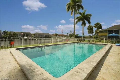 4613 SE 5th Avenue Cape Coral FL 33904