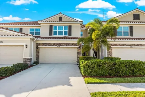 5280 6TH Way N St Petersburg FL 33703