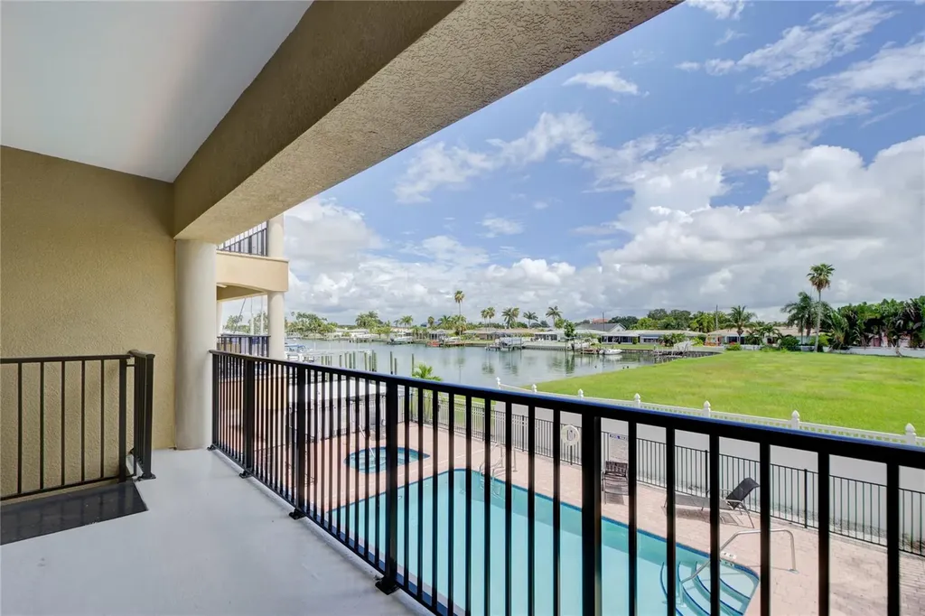 300 Capri Boulevard Treasure Island FL 33706