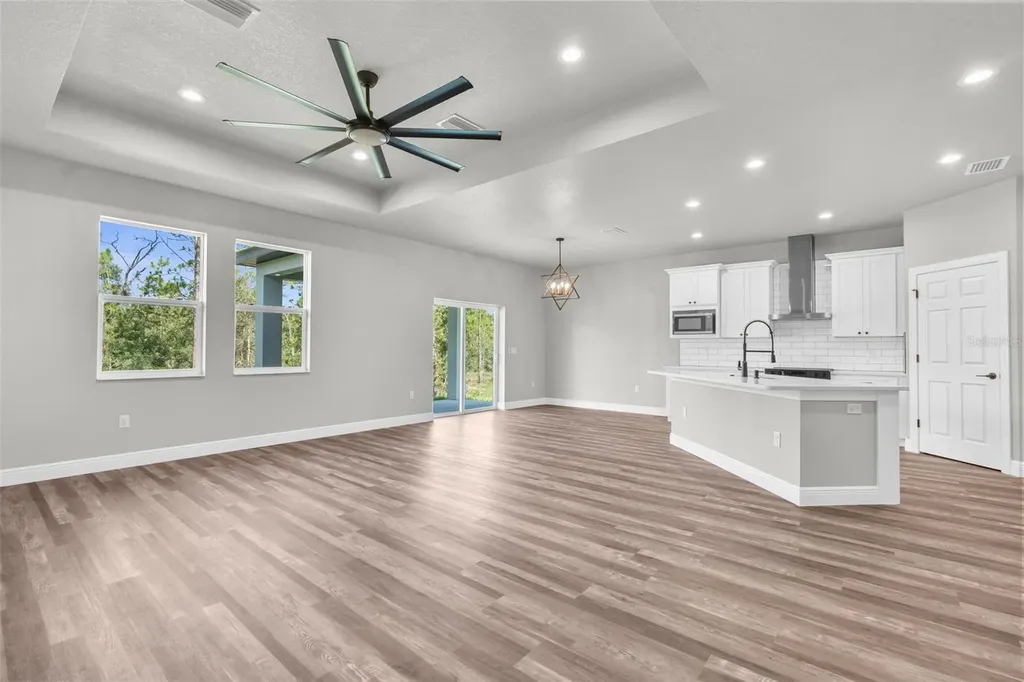 16113 Penn State Road Weeki Wachee FL 34614