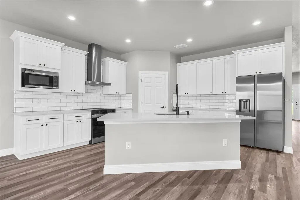 16113 Penn State Road Weeki Wachee FL 34614