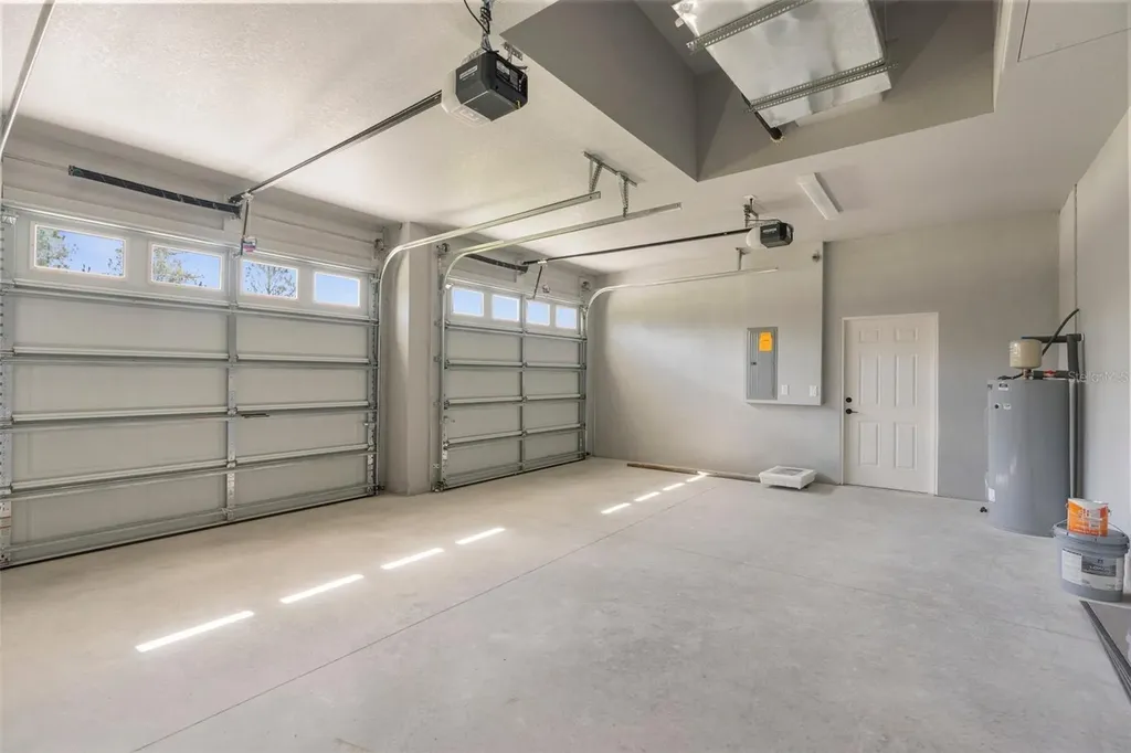 16113 Penn State Road Weeki Wachee FL 34614