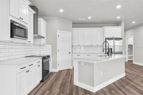16113 Penn State Road Weeki Wachee FL 34614