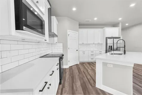 16113 Penn State Road Weeki Wachee FL 34614