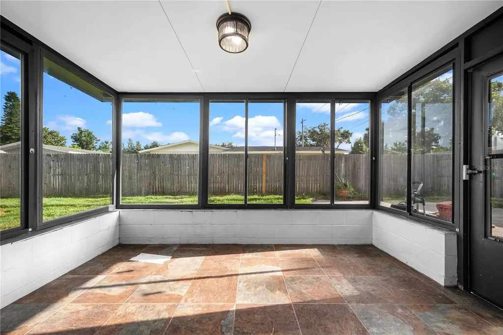 601 Oranole Road Maitland FL 32751