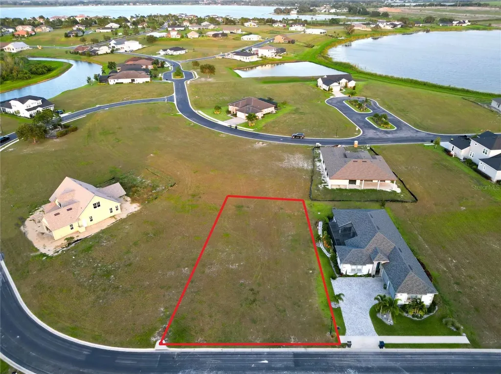 512 Adams View Lane Auburndale FL 33823