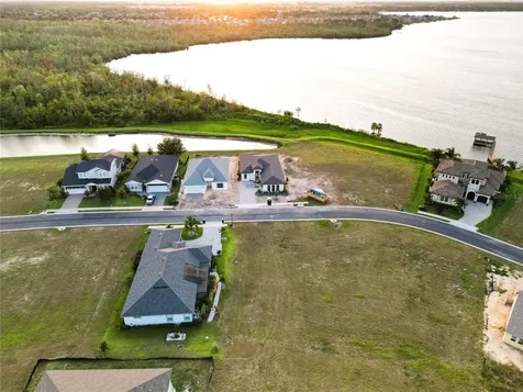512 Adams View Lane Auburndale FL 33823