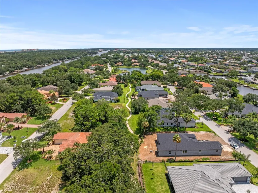 19 Old Oak Drive N Palm Coast FL 32137