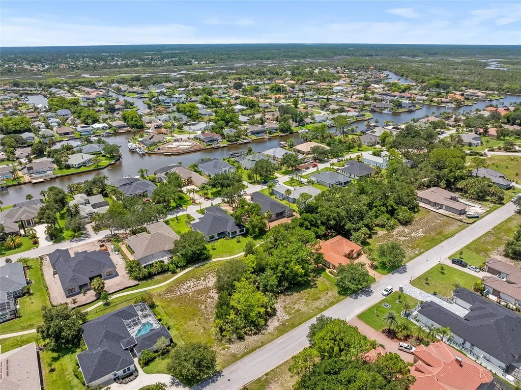 19 Old Oak Drive N Palm Coast FL 32137