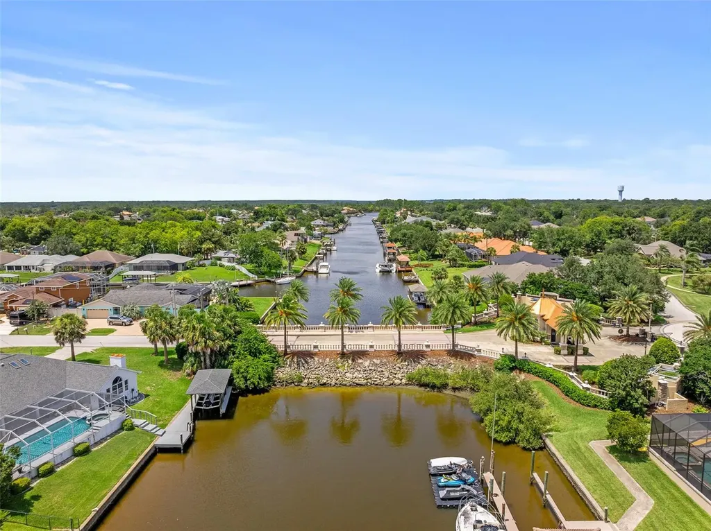 19 Old Oak Drive N Palm Coast FL 32137