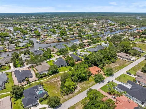 19 Old Oak Drive N Palm Coast FL 32137