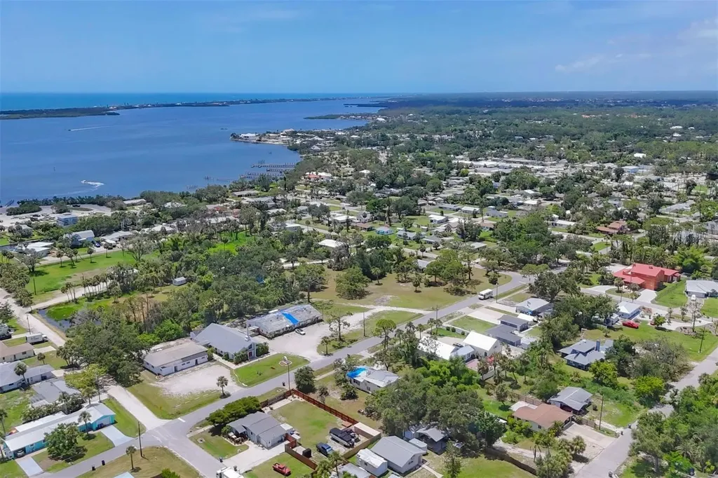 275 S Mango Street Englewood FL 34223