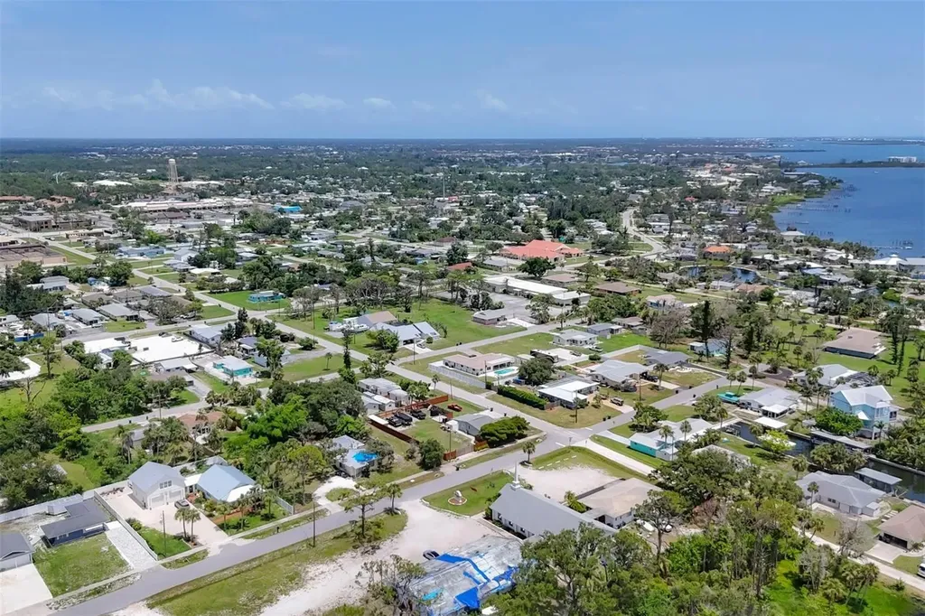 275 S Mango Street Englewood FL 34223