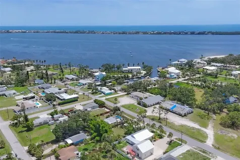 275 S Mango Street Englewood FL 34223