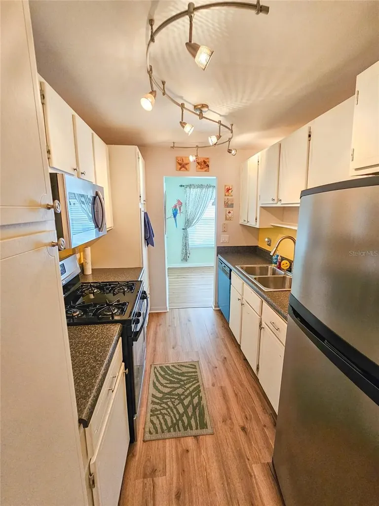 2960 S 59th Street Gulfport FL 33707