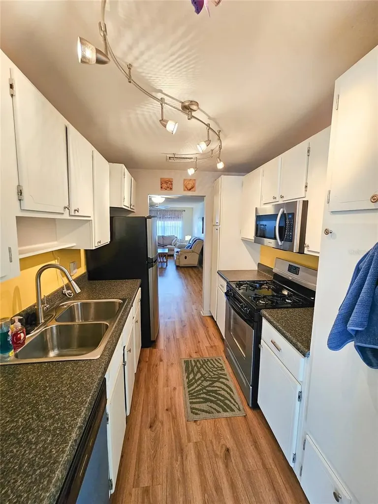 2960 S 59th Street Gulfport FL 33707