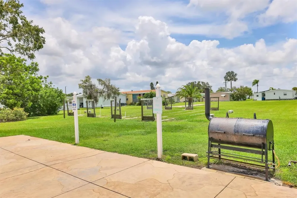 5316 53rd Avenue E Bradenton FL 34203